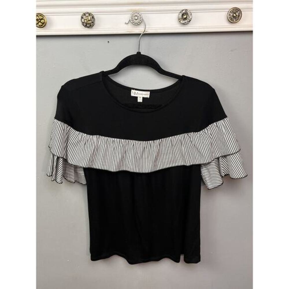 Neiman Marcus Top Womens Small Scoop Neck Black White Ruffle‎ Blouse Boho